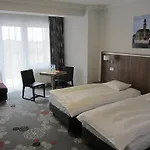 酒店 欧罗巴酒店 3*
